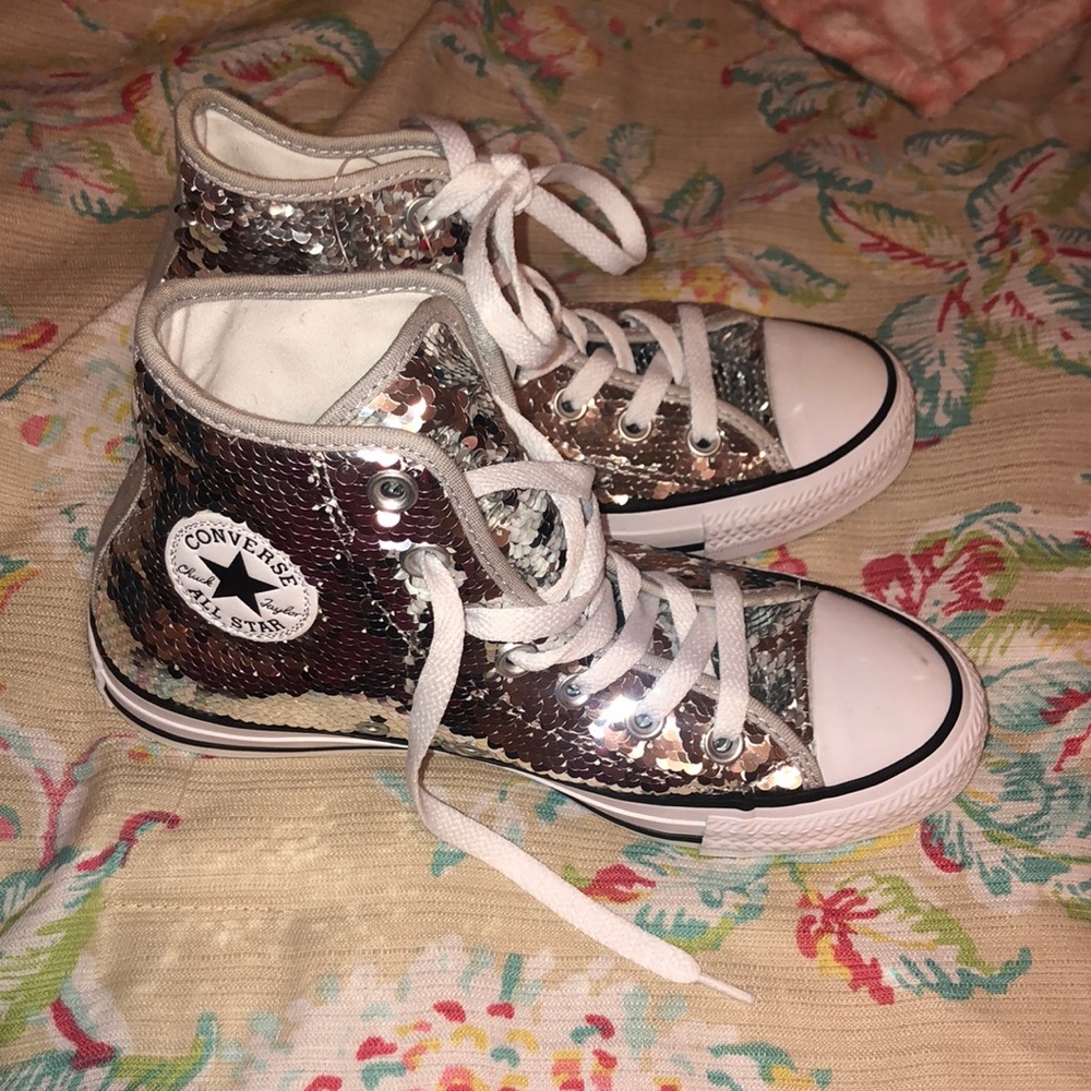 Converse size 5 1/2